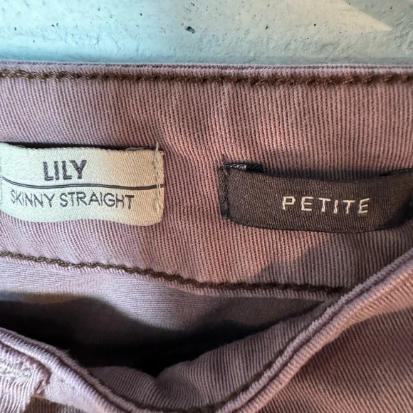 Anthropologie Level 99 Lily Skinny Straight Mauve/Purple Size 30 Petite - Picture 9 of 10